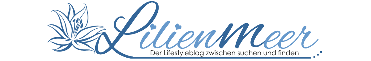 Logo von Lilienmeer: eine stilisierte blaue Lilie neben dem Schriftzug LilienMeer
